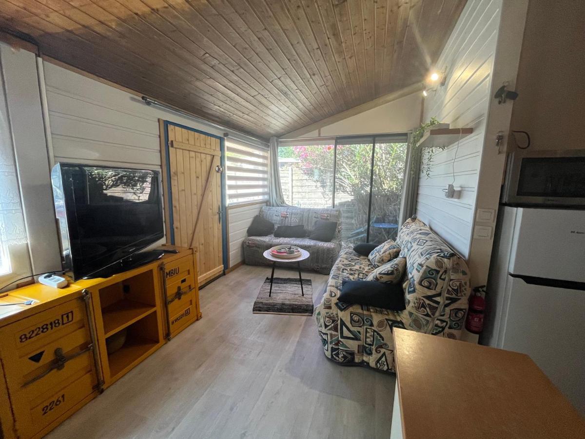Chalet Agreable En Bord En De Mer. Le Port-des-Barques Dış mekan fotoğraf